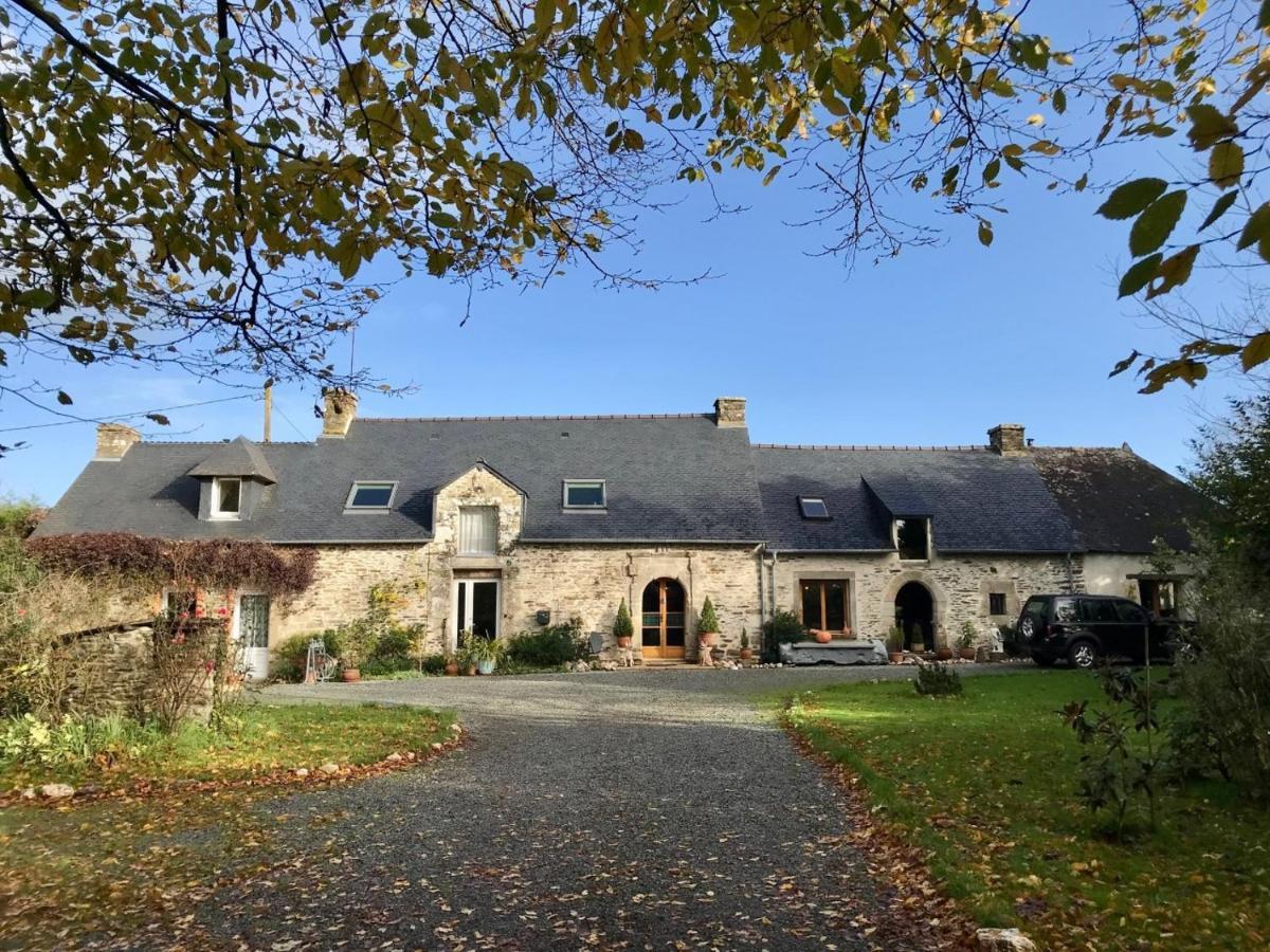 La Ville De Mainguy Josselin Buitenkant foto